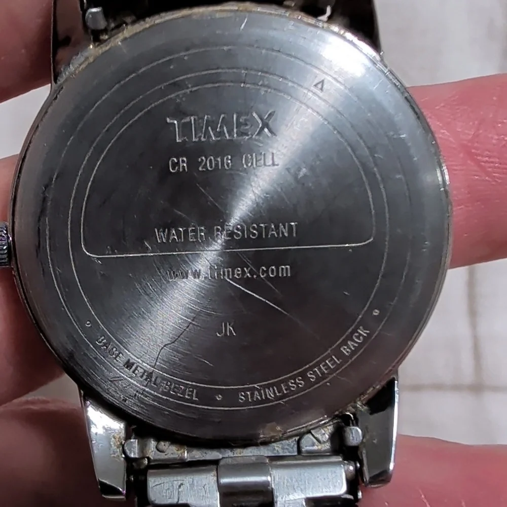 Timex Silver Stainless Steel Indiglo Men's Watch - White Dial